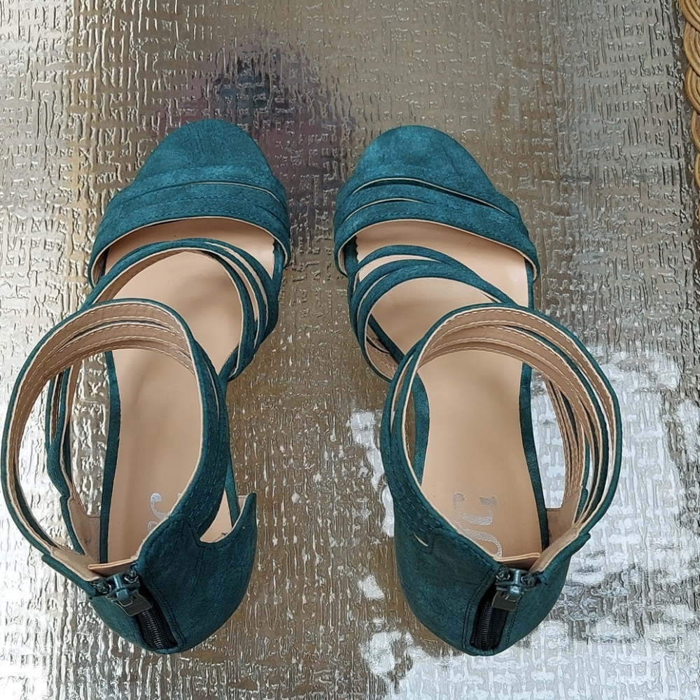 JGoods zipper back sandals, size 9 - Picture 5 of 6